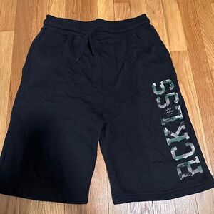 Young and reckless shorts